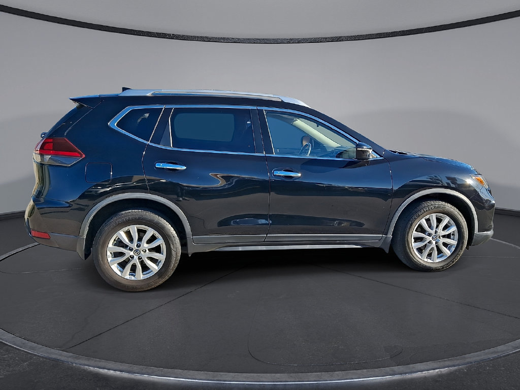 Used 2020 Nissan Rogue S w/ Special Edition Package FWD image 32