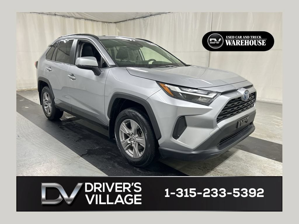 Used 2023 Toyota RAV4 XLE w/ Convenience Package AWD/4WD image 1