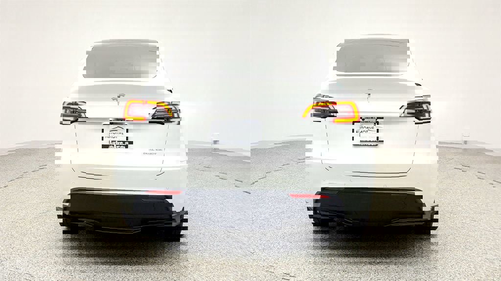 Used 2021 Tesla Model Y Long Range image 6