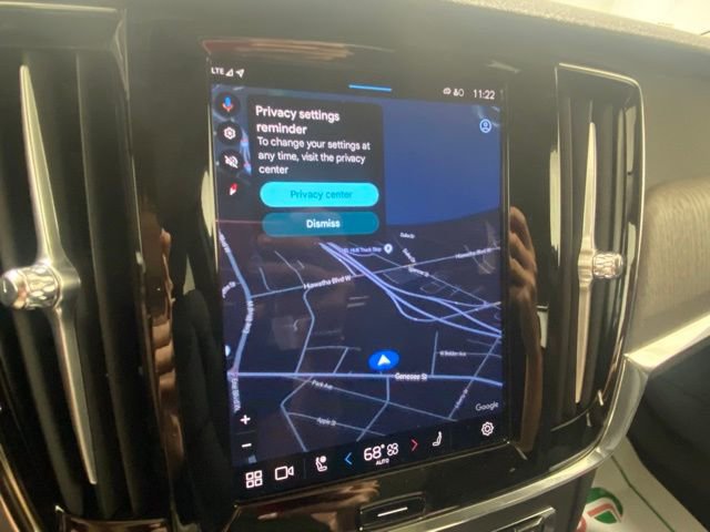 Certified 2025 Volvo S90 B6 Plus image 18