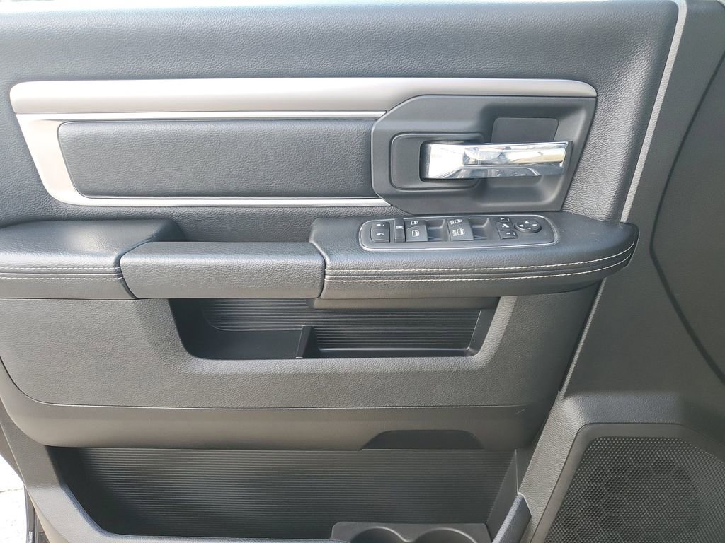 Used 2021 RAM 1500 Classic Warlock image 25