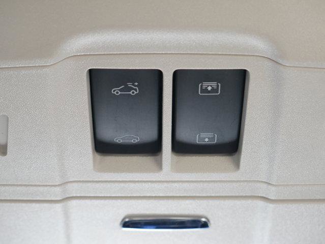 Used 2019 Buick Envision Premium w/ Driver Confidence Package image 33