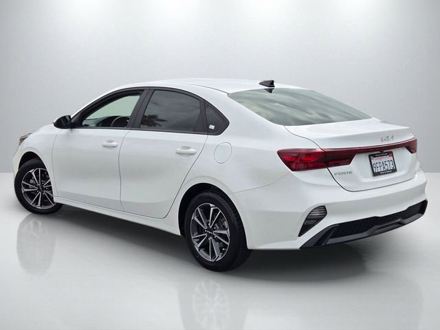 Used 2023 Kia Forte LXS w/ LXS Technology Package FWD image 6