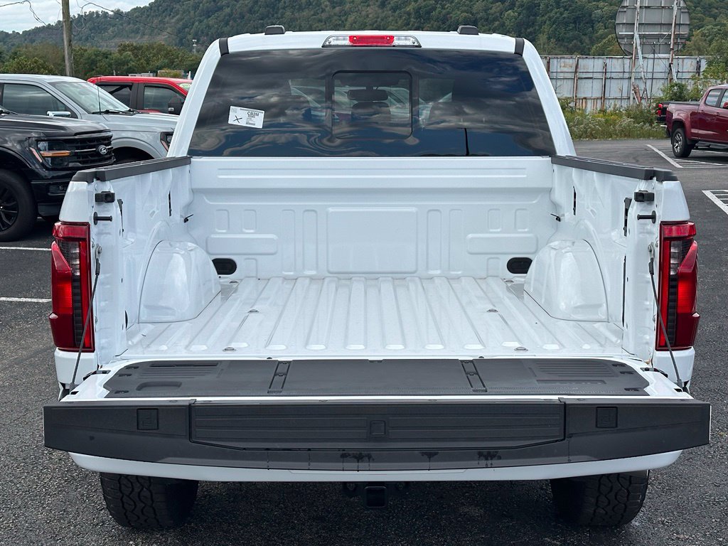 New 2026 Ford F150 XLT w/ Equipment Group 302A MID AWD/4WD image 27