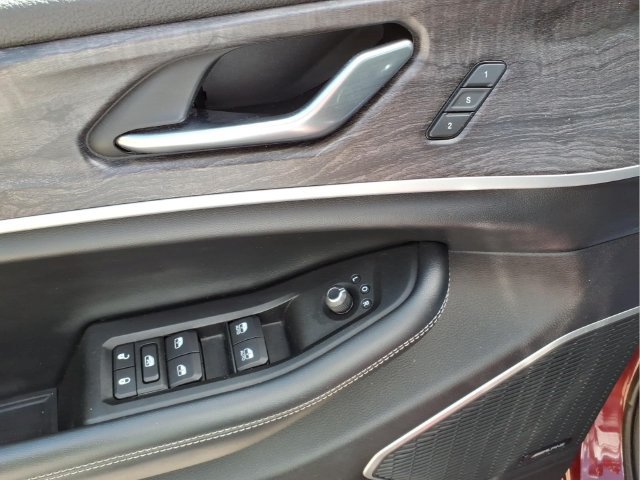 Used 2021 Jeep Grand Cherokee L Limited AWD/4WD image 16