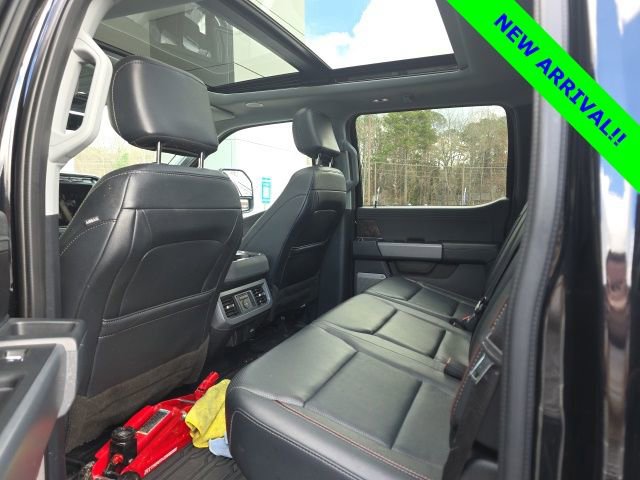 Used 2023 Ford F350 Lariat w/ Lariat Ultimate Package image 7