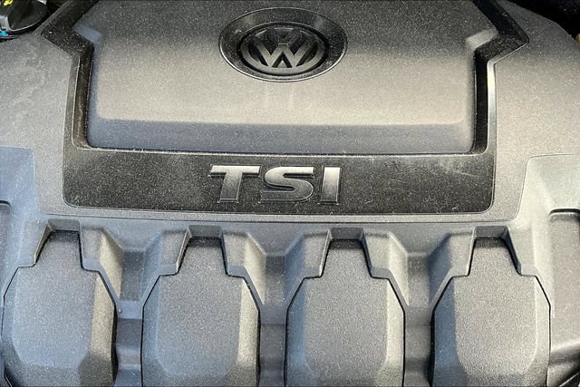 Used 2023 Volkswagen Tiguan SE R-Line AWD/4WD image 31