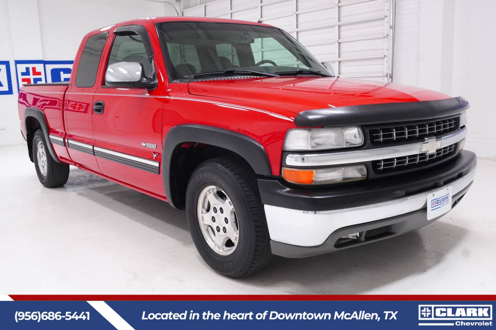Used 2001 Chevrolet Silverado 1500 LT RWD image 3