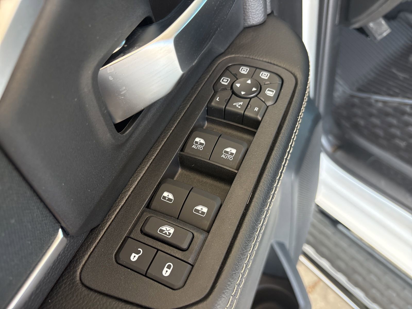 New 2026 RAM 3500 Lone Star image 11