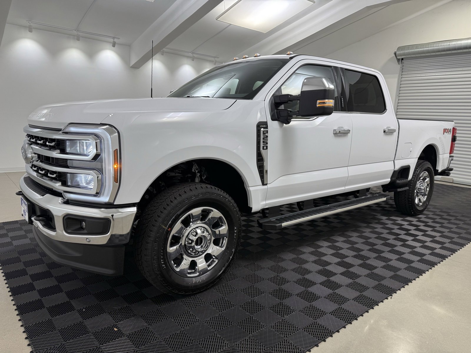 New 2026 Ford F250 Lariat image 3