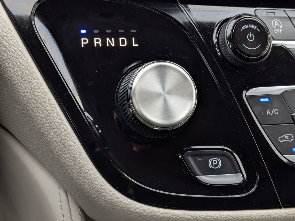 Used 2023 Chrysler Pacifica Limited image 27