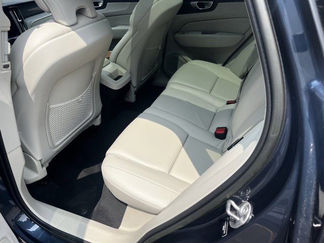 Certified 2023 Volvo XC60 B5 Plus image 18