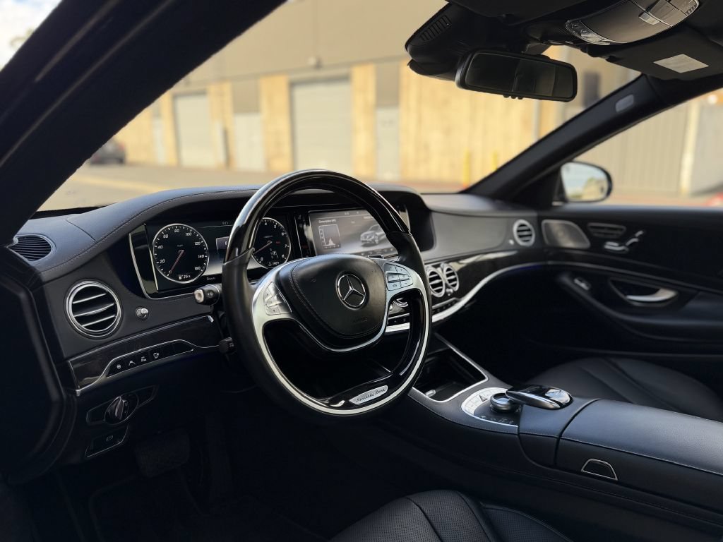 Used 2017 Mercedes-Benz S 550 Sedan image 11