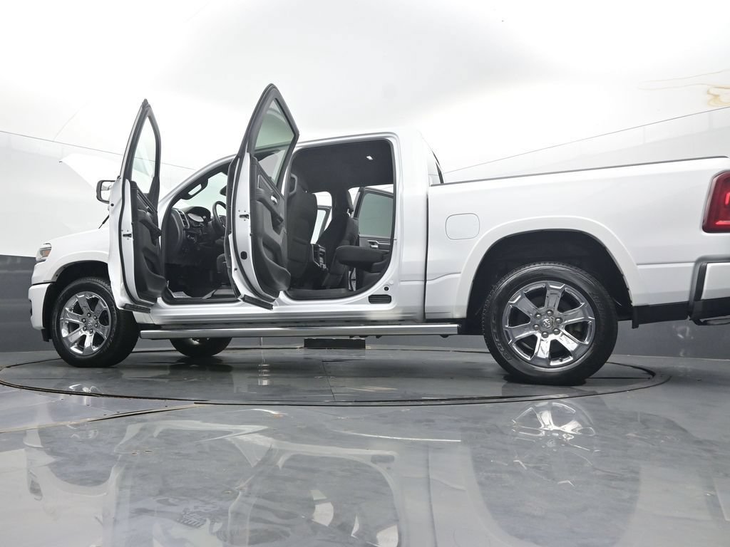 Used 2025 RAM 1500 Big Horn AWD/4WD image 65
