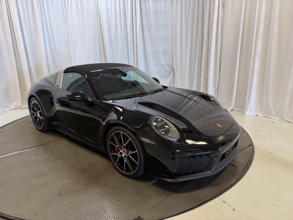 Certified 2025 Porsche 911 Targa 4 GTS AWD/4WD image 39