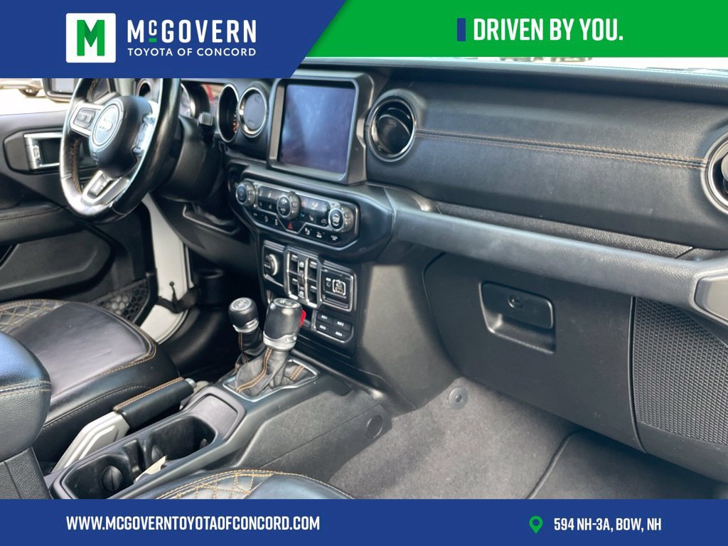 Used 2021 Jeep Wrangler Unlimited Sahara AWD/4WD image 30
