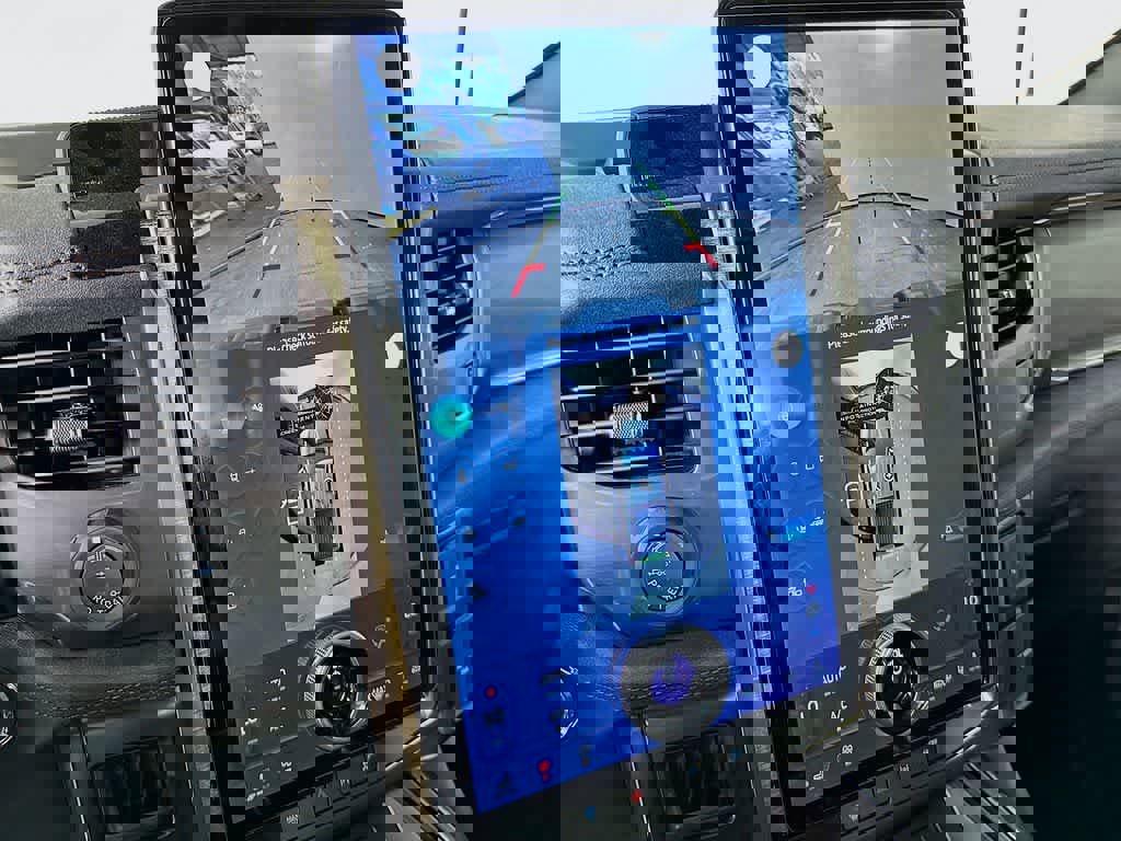 New 2025 Ford F150 Lightning Lariat AWD/4WD image 28