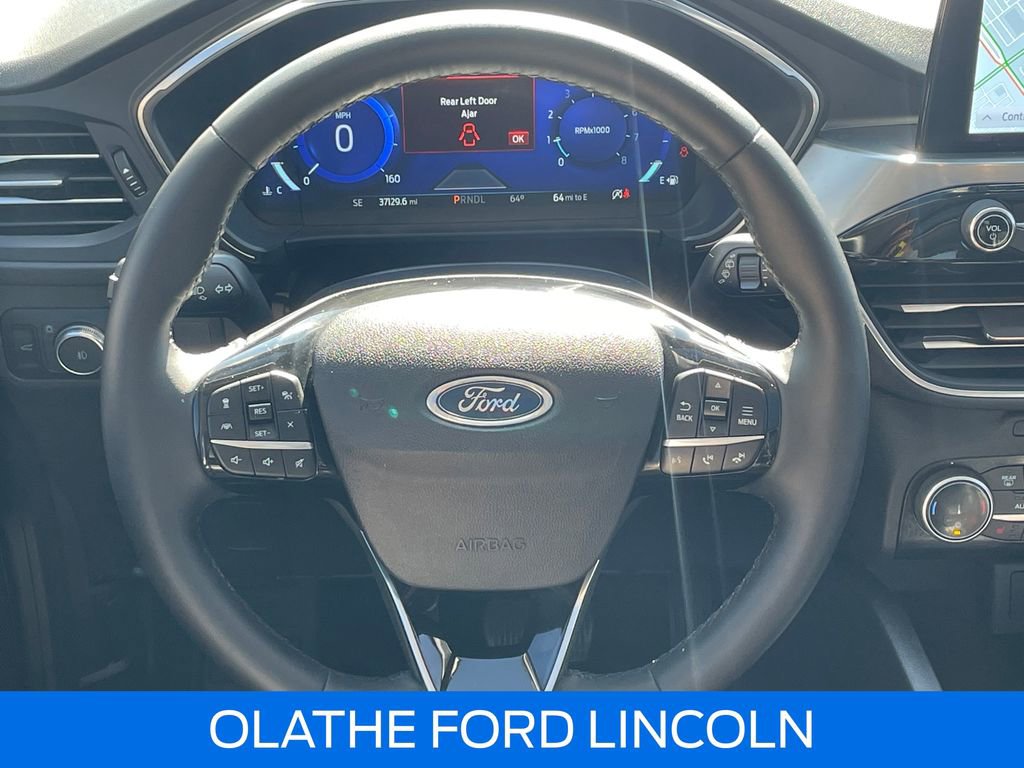 Used 2022 Ford Escape Titanium image 26
