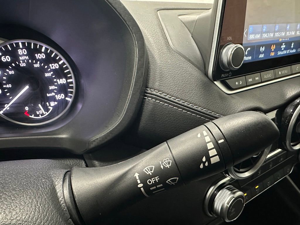 Used 2025 Nissan Sentra SV image 22