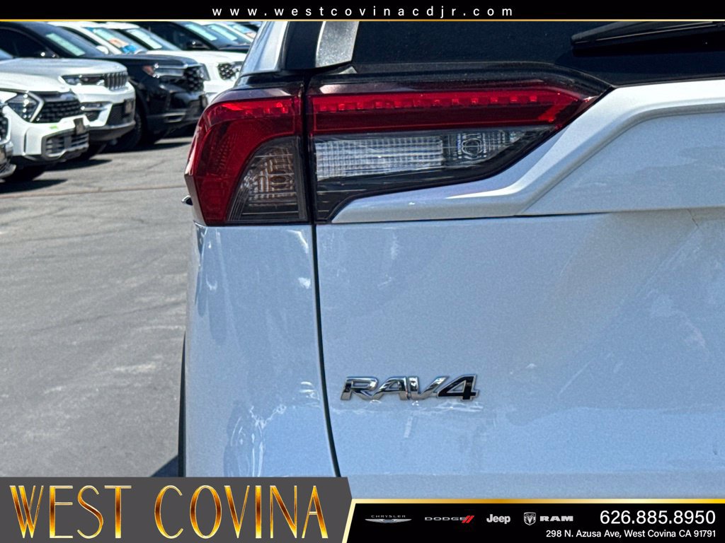 Used 2024 Toyota RAV4 XLE FWD image 14