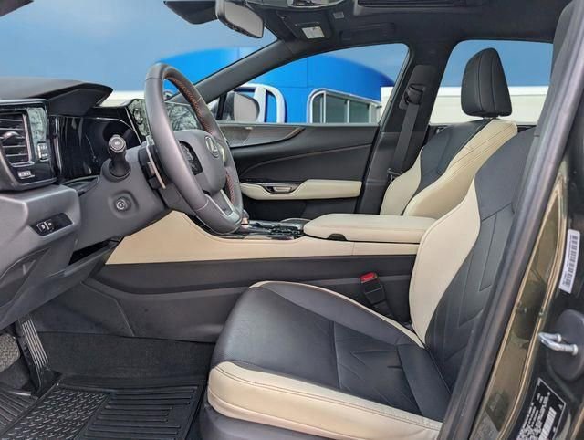 Used 2023 Lexus NX 350 AWD image 17
