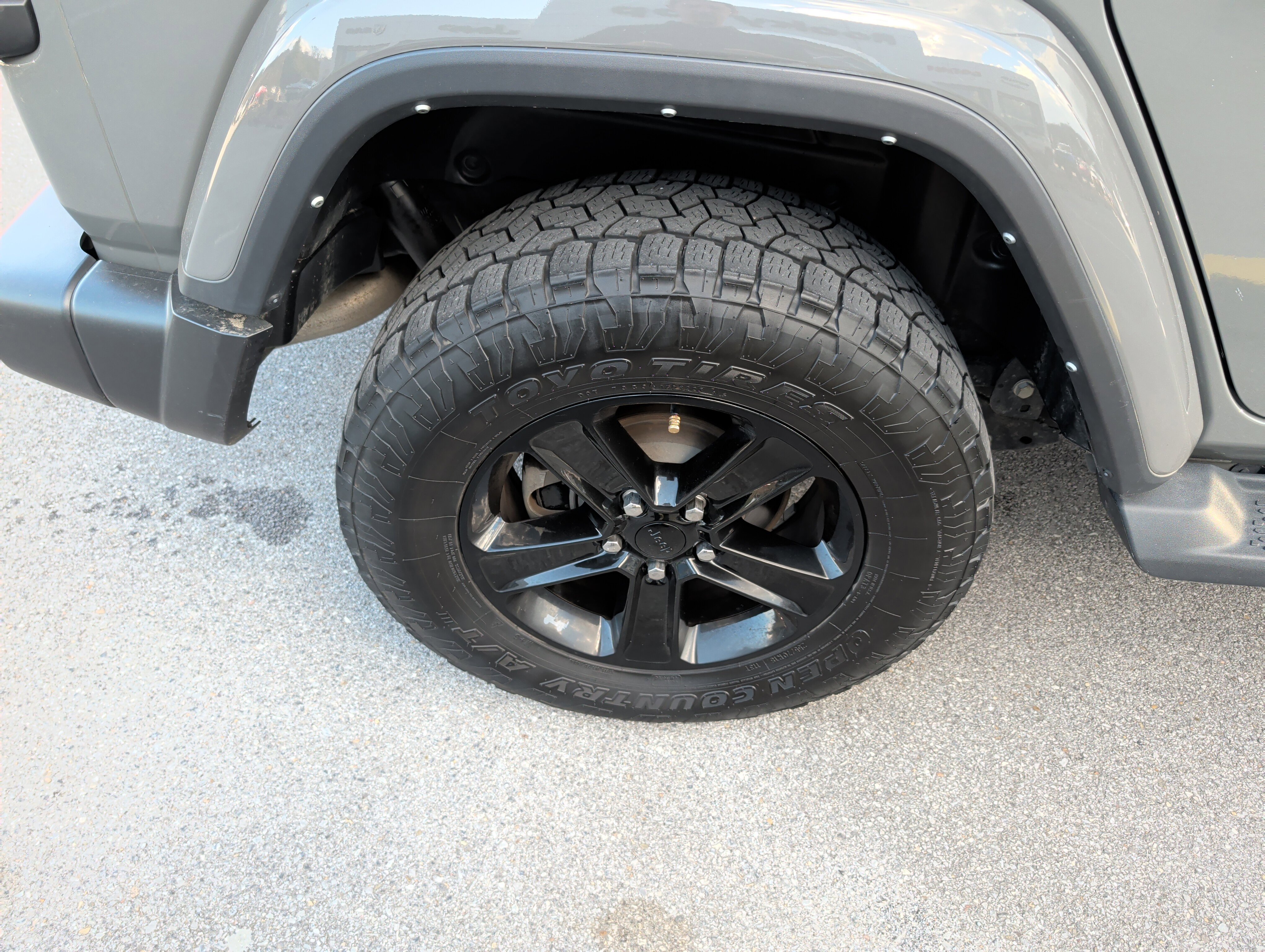 Used 2021 Jeep Wrangler Unlimited Sahara image 20