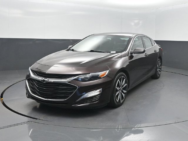 Used 2021 Chevrolet Malibu RS w/ LPO, Convenience Package 2 FWD image 2