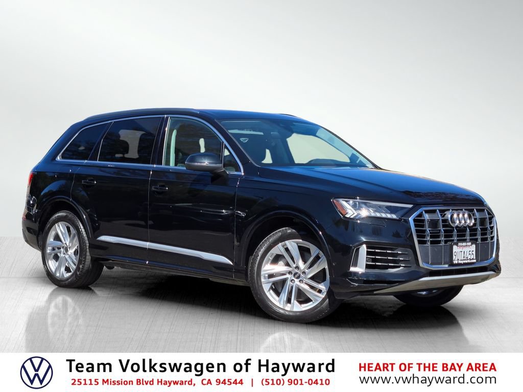 Used 2023 Audi Q7 3.0T Premium Plus w/ Premium Plus Package AWD/4WD image 1