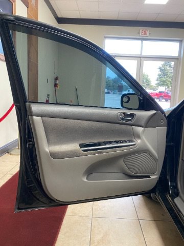 Used 2006 Toyota Camry LE FWD image 6
