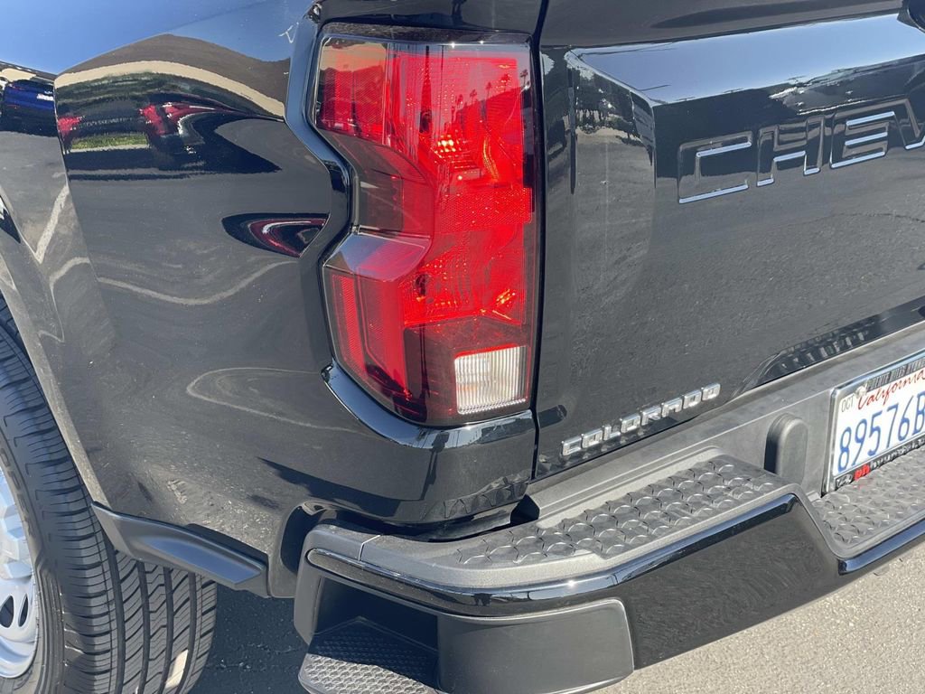 Used 2024 Chevrolet Colorado W/T image 22