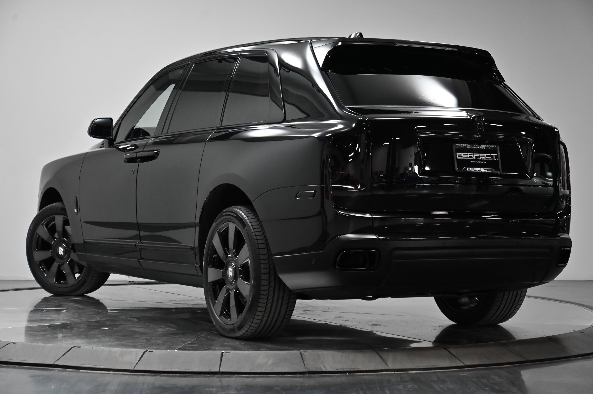 Used 2019 Rolls-Royce Cullinan image 24