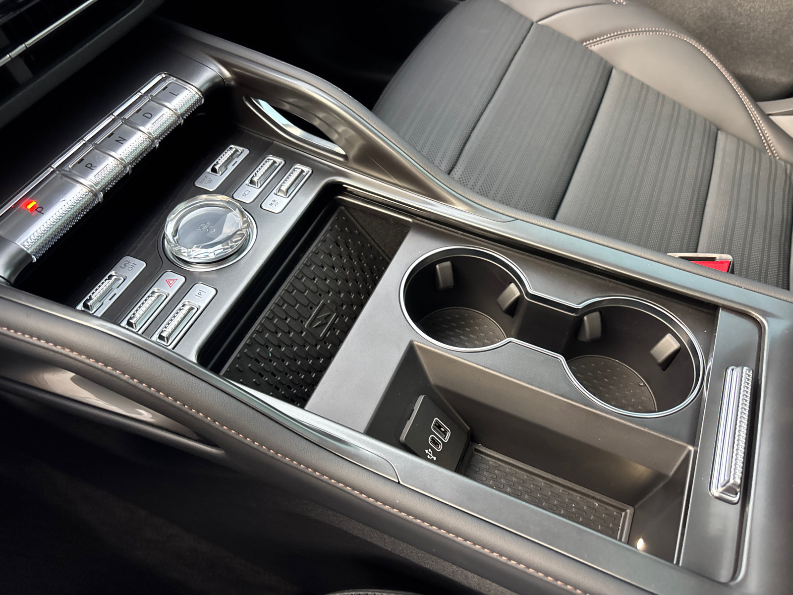 New 2026 Lincoln Nautilus Reserve w/ Jet Appearance Package AWD/4WD image 25
