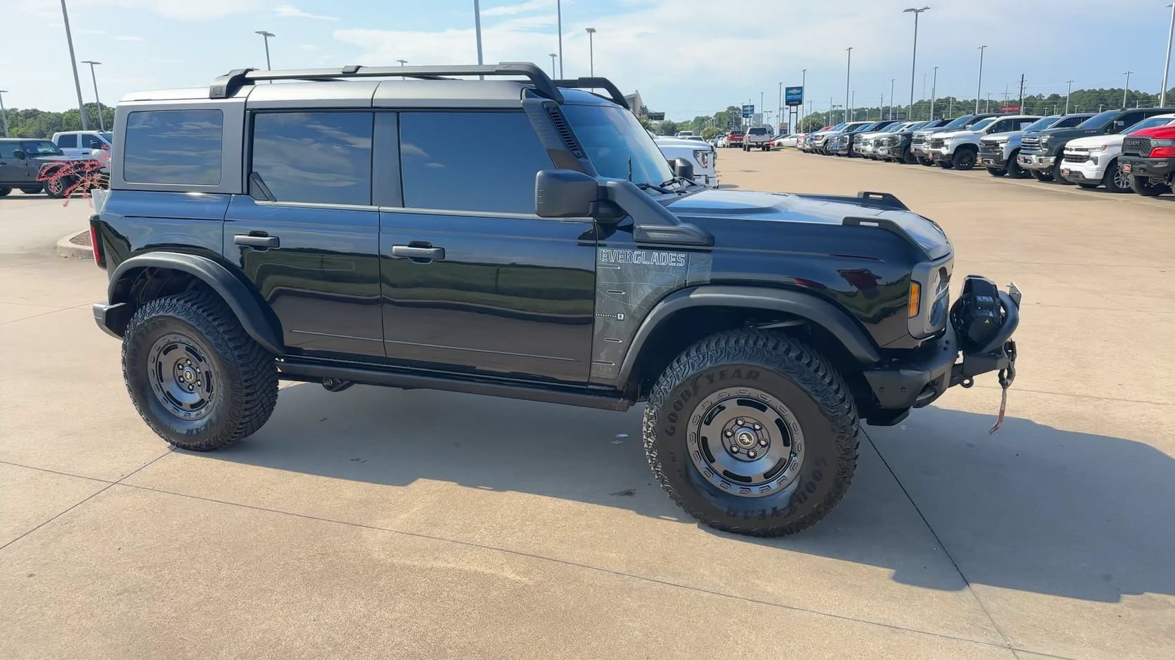 Used 2024 Ford Bronco Everglades AWD/4WD image 9