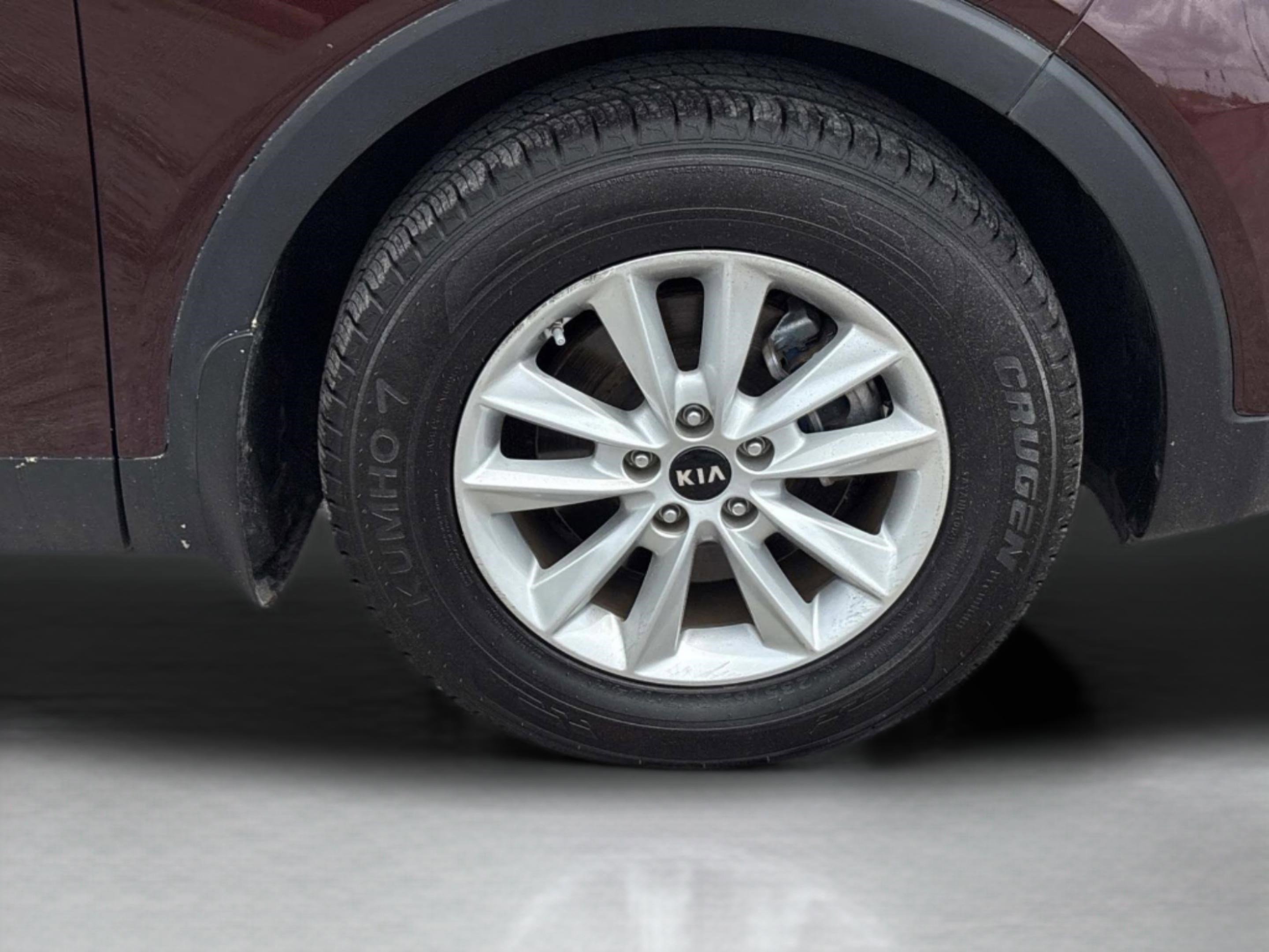 Used 2020 Kia Sorento LX w/ LX I4 Convenience Package image 34