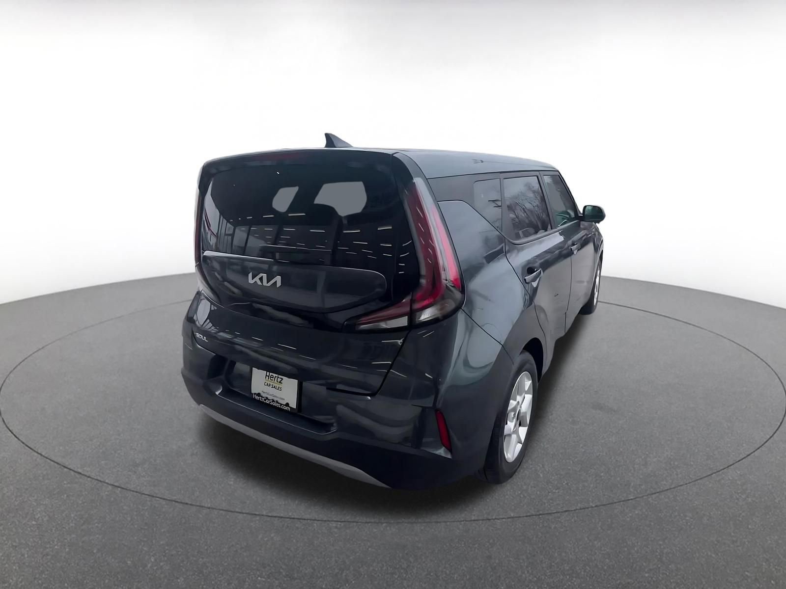 Used 2025 Kia Soul LX w/ LX Technology Package image 14