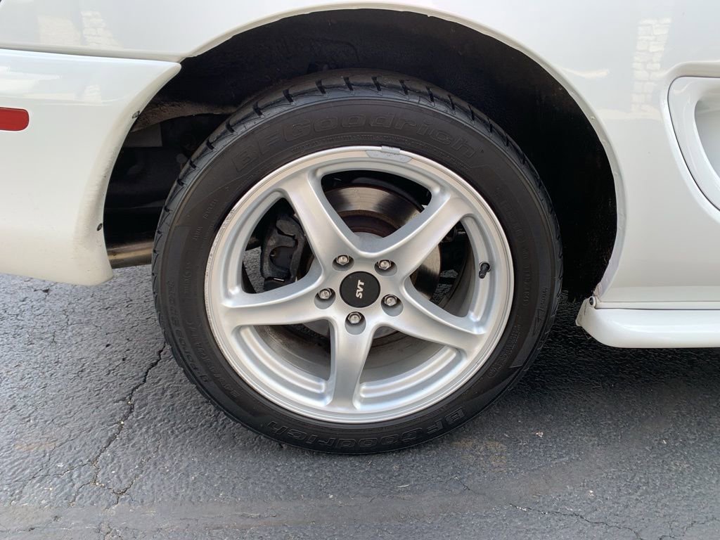 Used 1998 Ford Mustang Cobra RWD image 17