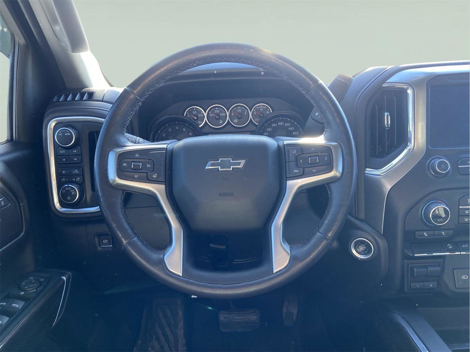 Used 2021 Chevrolet Silverado 1500 LT Trail Boss w/ Bed Protection Package image 27