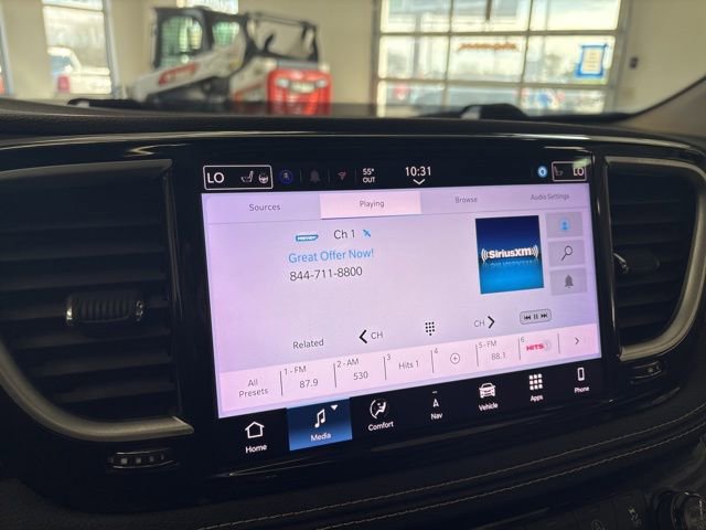 Used 2021 Chrysler Pacifica Limited w/ Premium & Safety Sphere Group AWD/4WD image 48