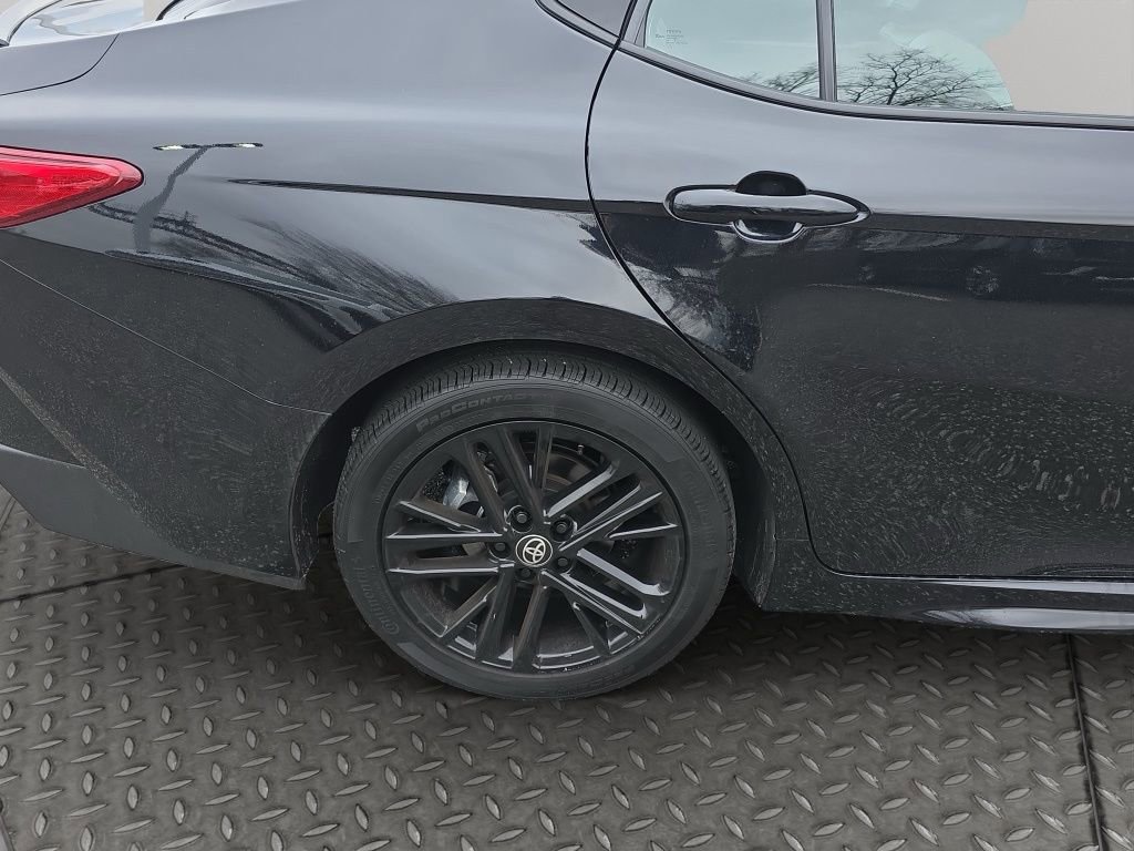 Used 2025 Toyota Camry SE image 22