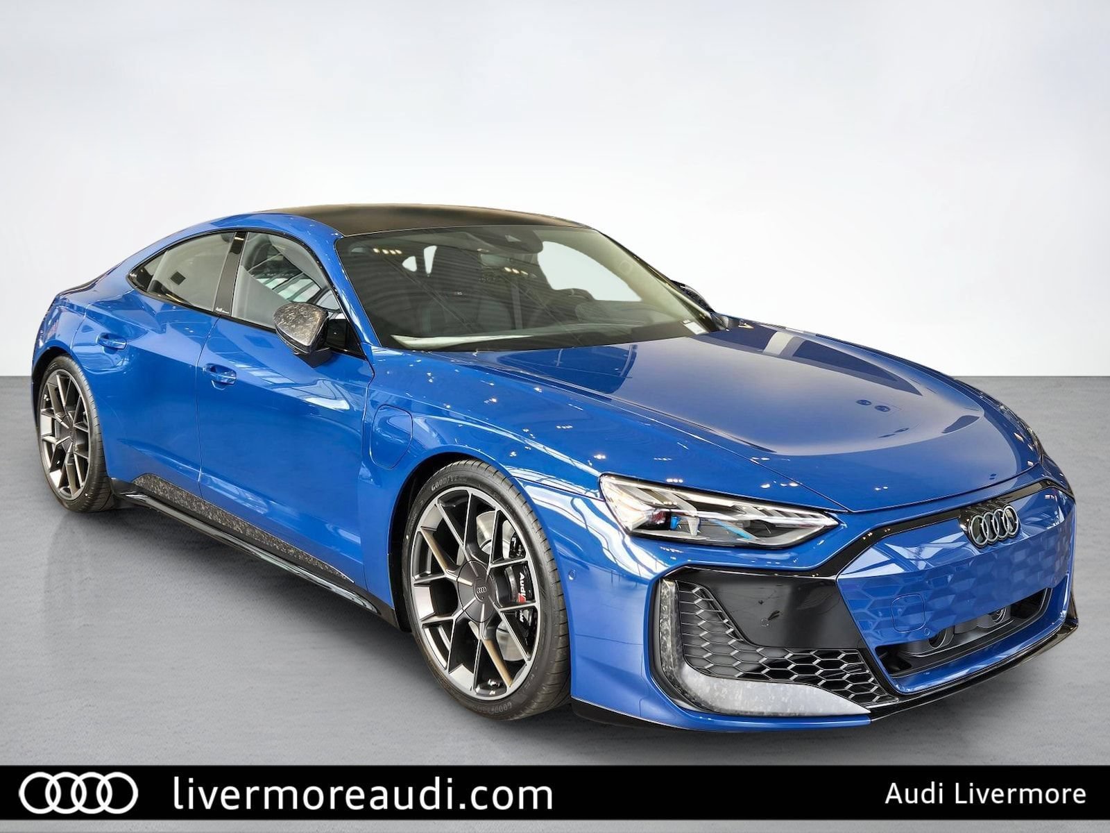 New 2026 Audi RS e-tron GT performance AWD/4WD image 2