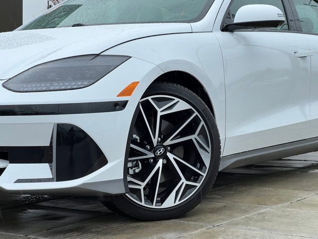 Certified 2025 Hyundai Ioniq 6 Limited image 2