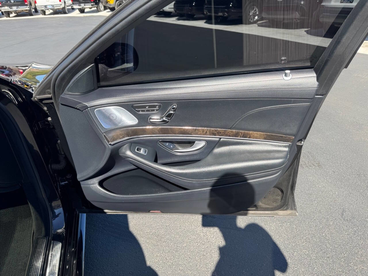 Used 2015 Mercedes-Benz S 550 Sedan image 29