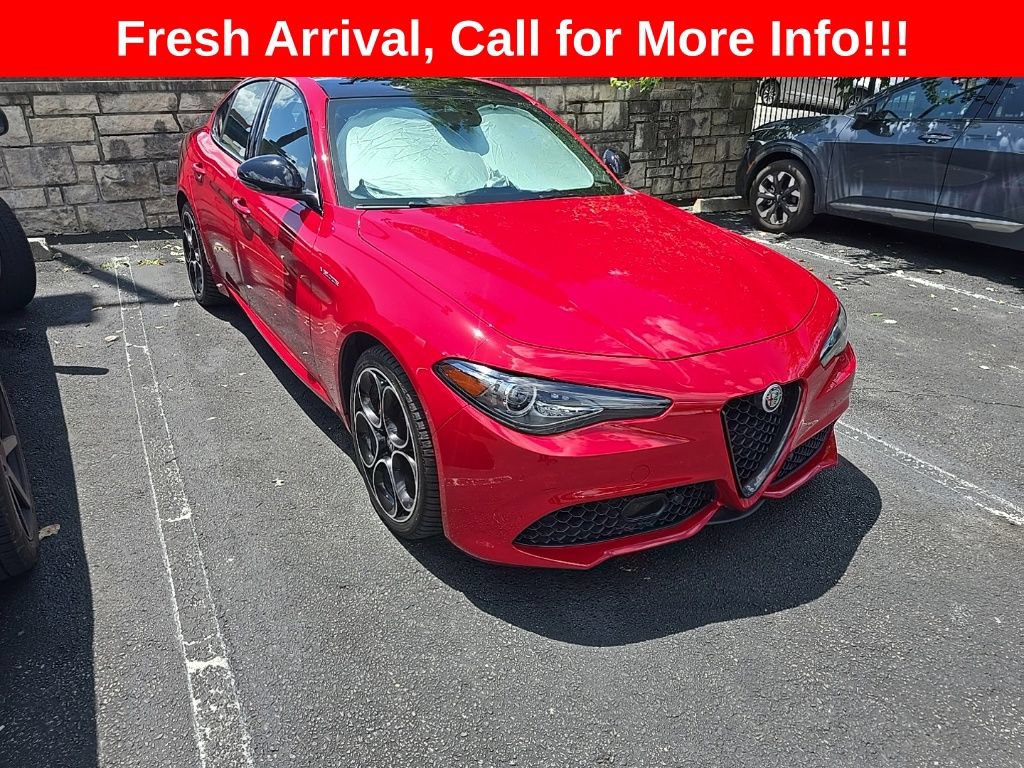 Used 2022 Alfa Romeo Giulia Veloce