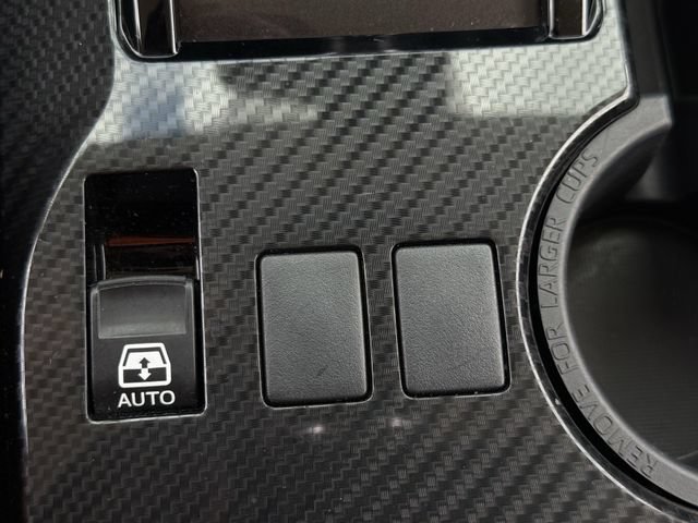 Used 2023 Toyota 4Runner TRD Off-Road AWD/4WD image 21