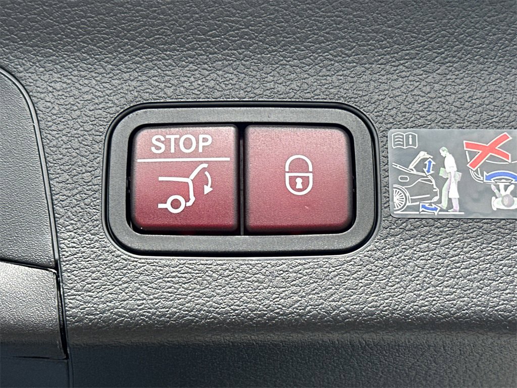 New 2026 Mercedes-Benz GLS 580 4MATIC image 22