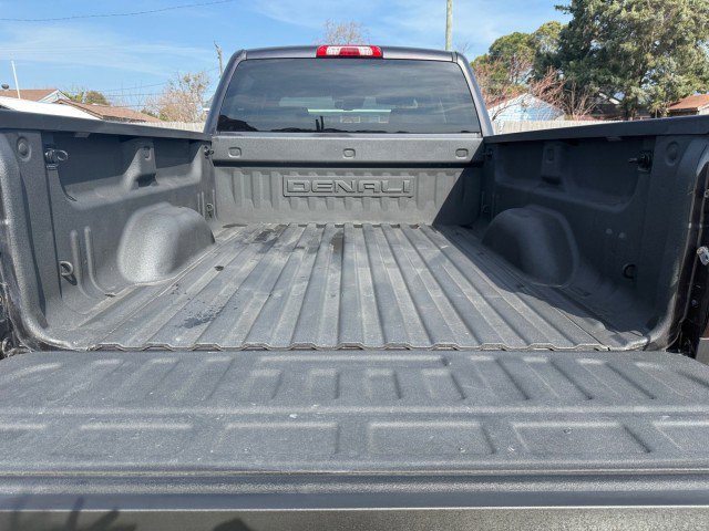 Used 2015 GMC Sierra 2500 Denali w/ Duramax Plus Package image 16