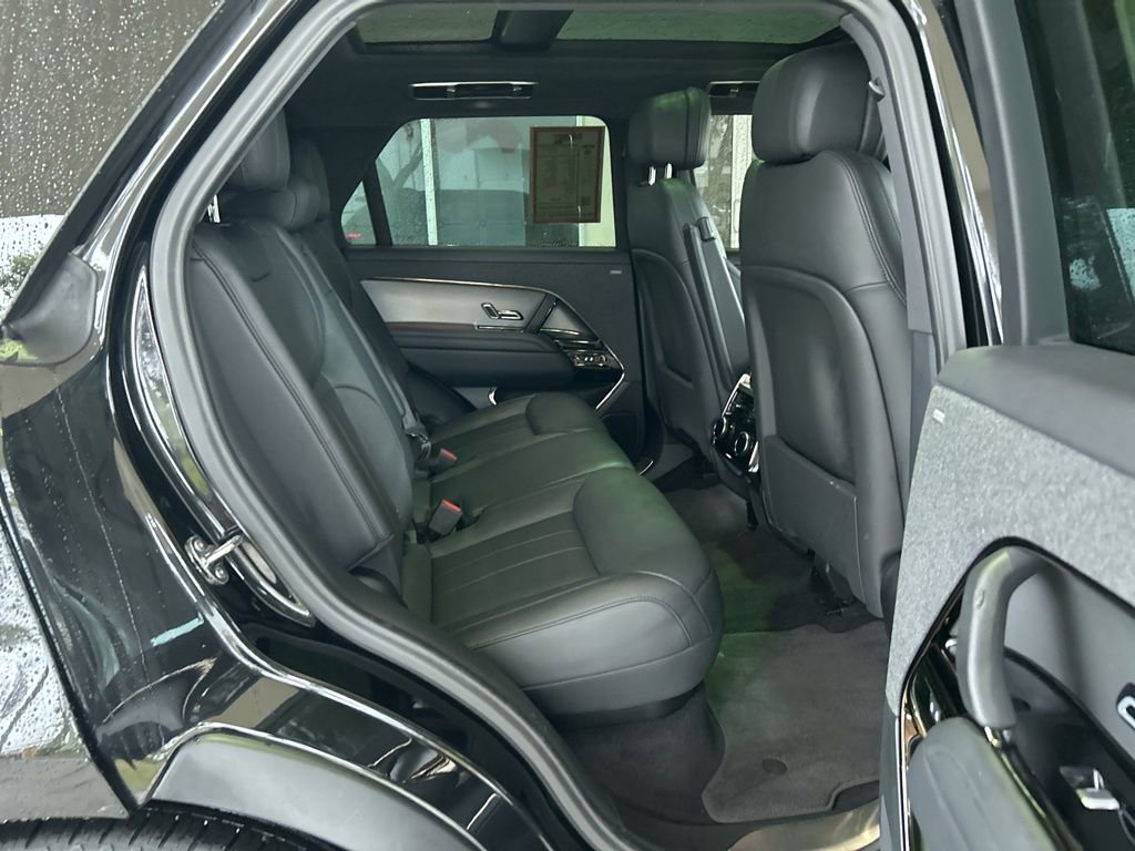 Used 2024 Land Rover Range Rover Sport Dynamic SE image 29