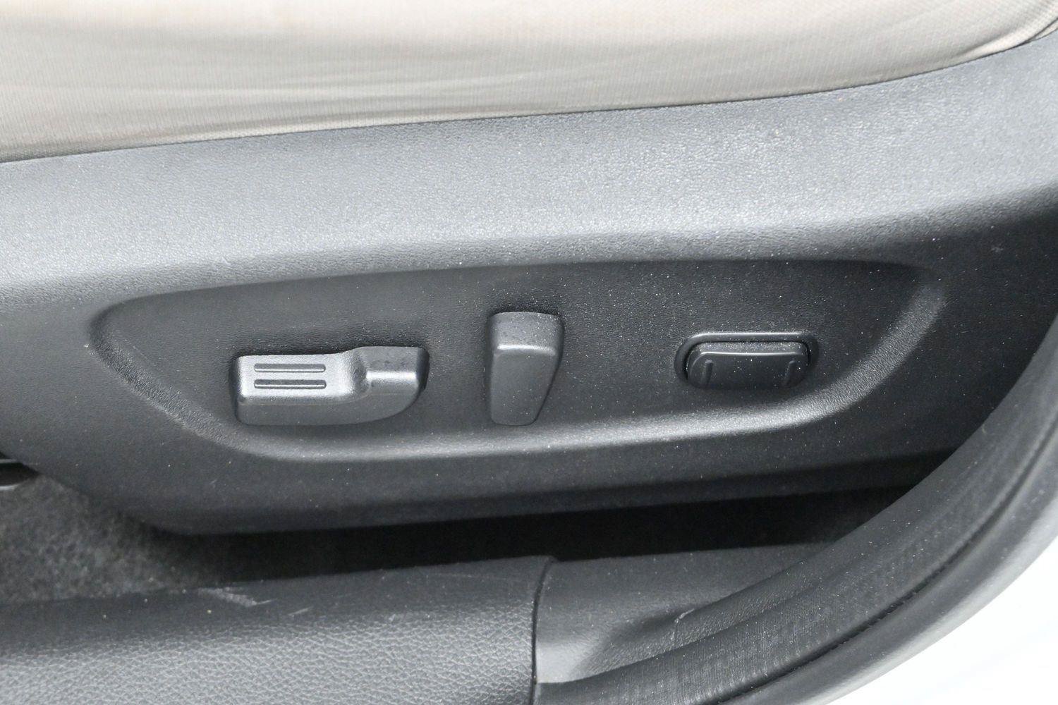Used 2017 Nissan Rogue Sport SV FWD image 14