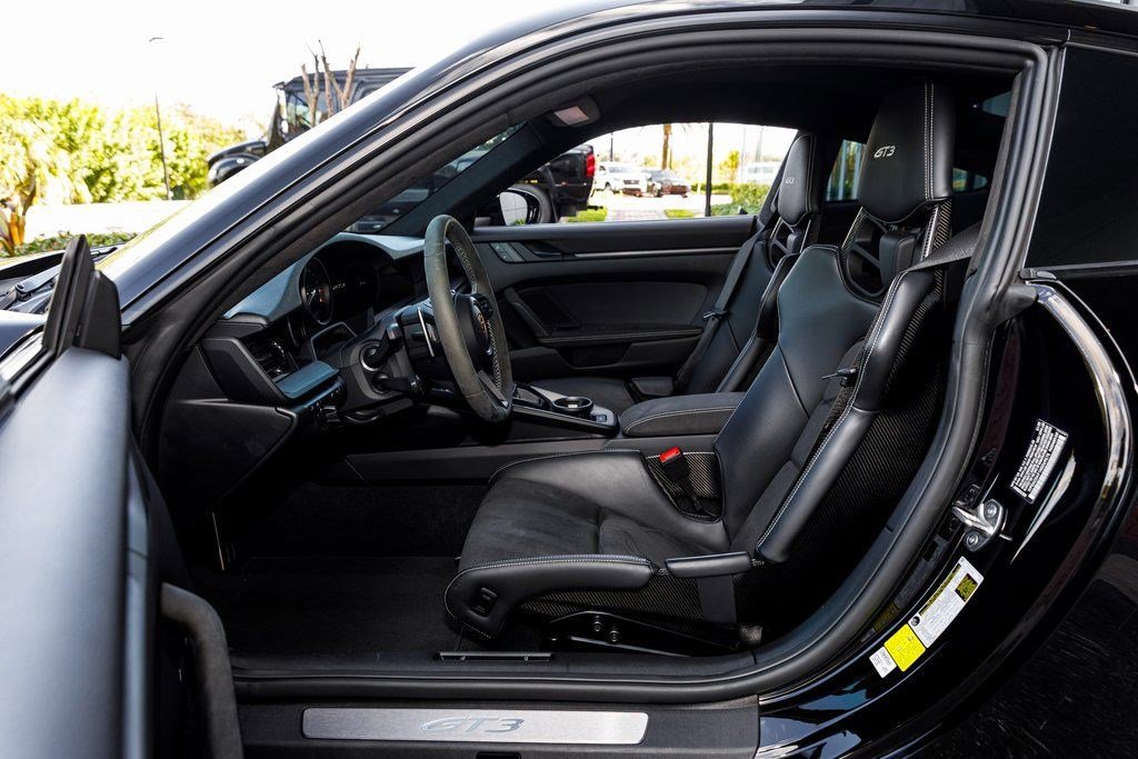 Used 2022 Porsche 911 GT3 image 28