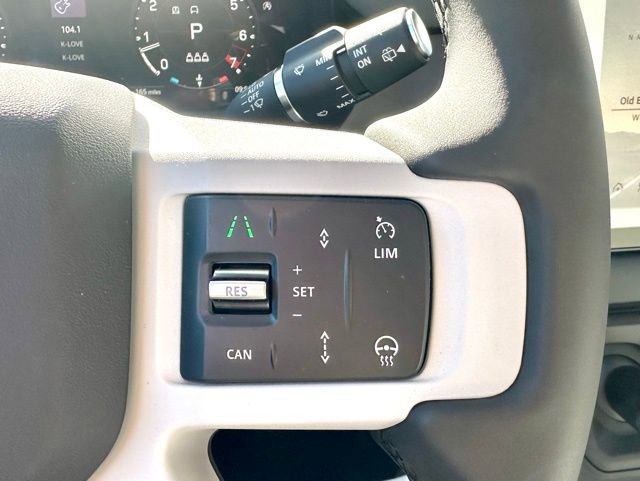 New 2025 Land Rover Defender 90 S image 21